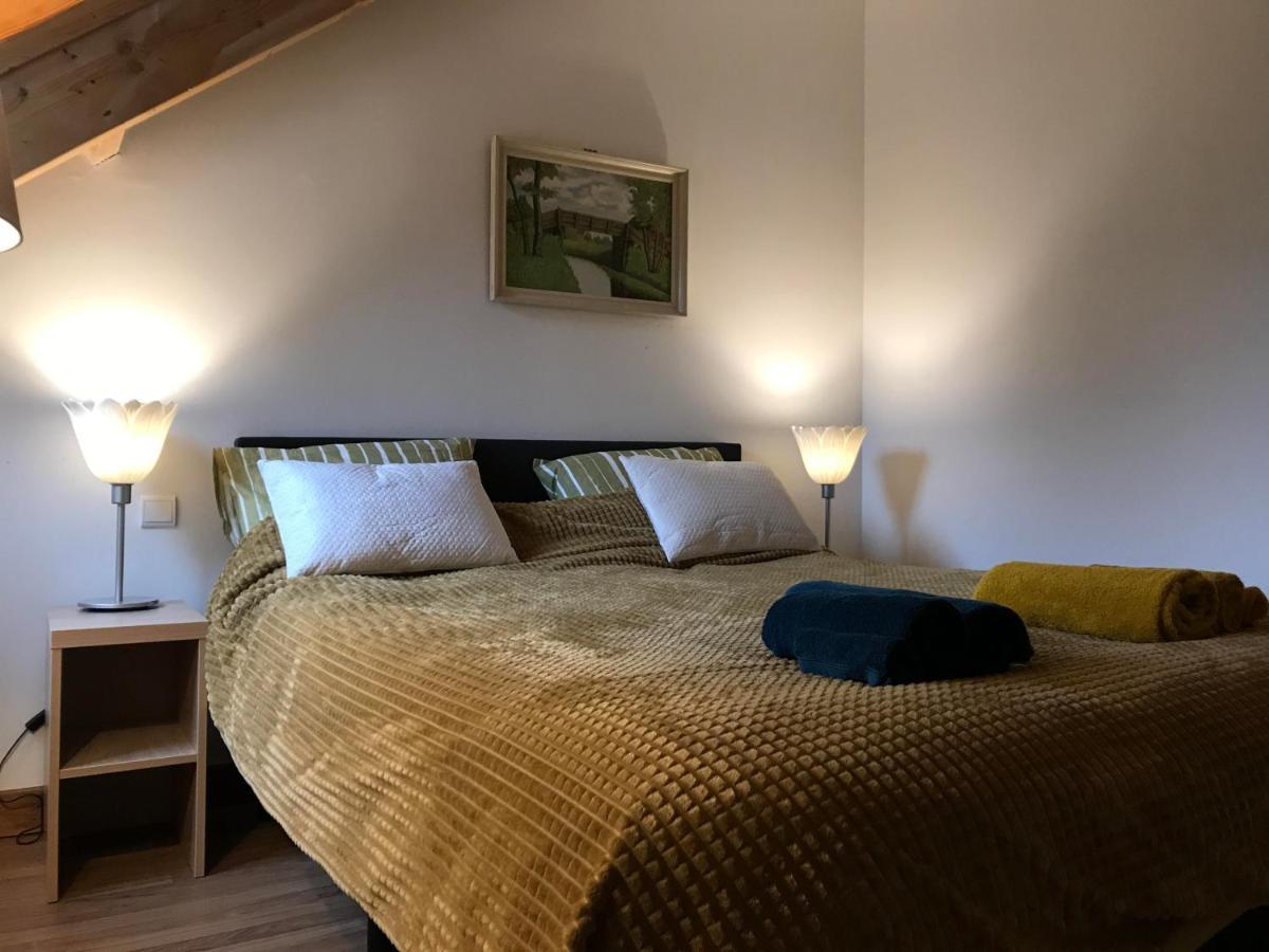 Domaine La Borniotte Apartment Saint-Alvère Екстериор снимка